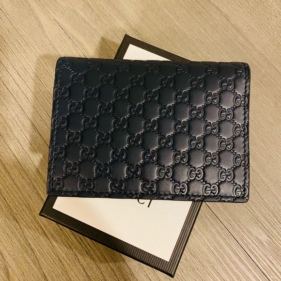 SOLD ⭐️Gucci credit card coin wallet - Picture 11 of 14